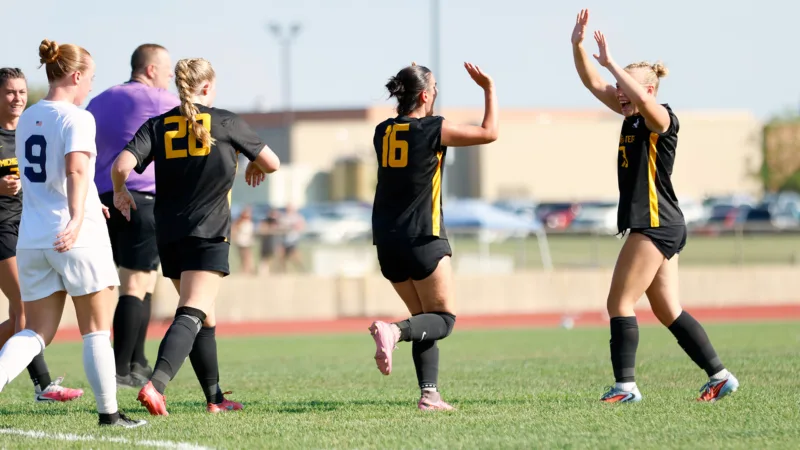 Dollison scores for Huskies against Northwood